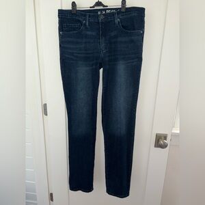 Devil-Dog slim leg jeans men's 32x34 NWOT